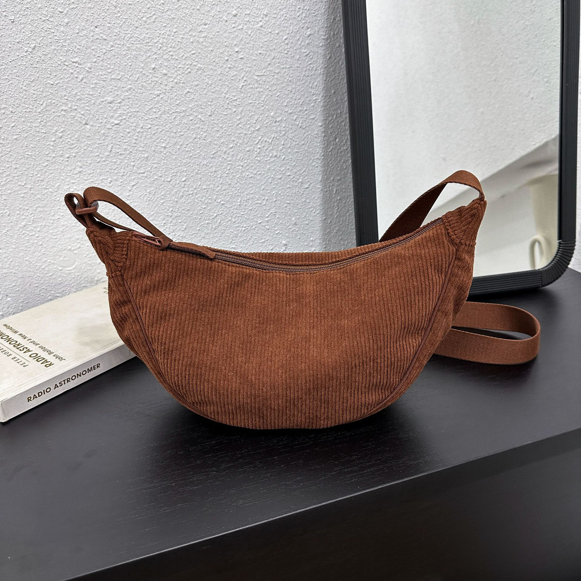 NABI™ Sztruks Mini Bag